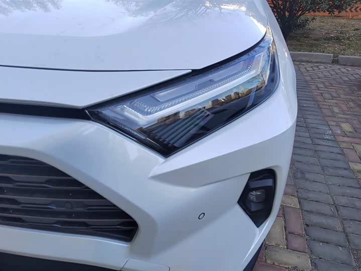 Toyota RAV4 2024 2024款 2.0L CVT两驱风尚Plus版