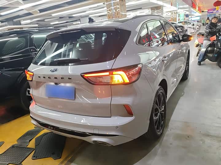 Ford Escape 2024 2024款 EcoBoost 245 四驱纵享款ST-Line Pro