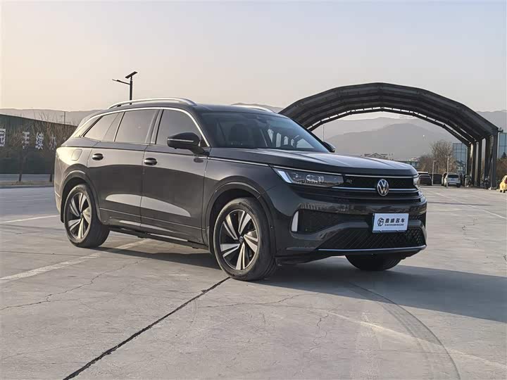 Volkswagen Tavendor 2024 2024款 380TSI 四驱R-Line巡游版