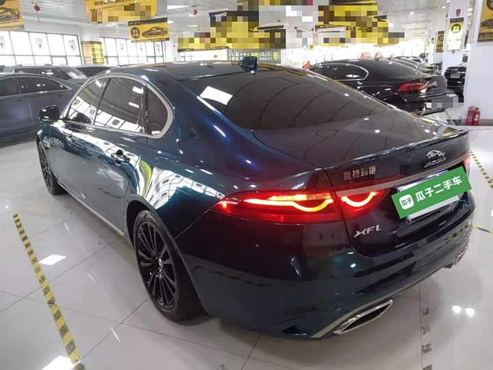 Jaguar XF L 2024 2024款 2.0T P250 两驱尊享豪华版