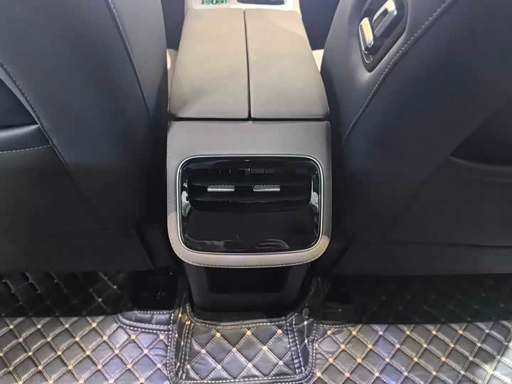 Chery Fulwin T8 2025 2025款 1.5T 130km 尊享版 5座