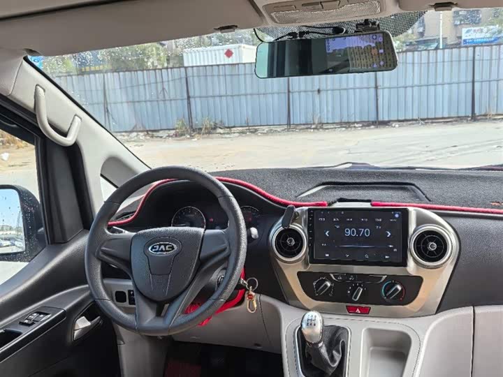 JAC Refine M3 2021 2021款 PLUS 1.8L 2座穿梭版