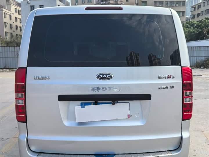 JAC Refine M3 2021 2021款 PLUS 1.8L 2座穿梭版