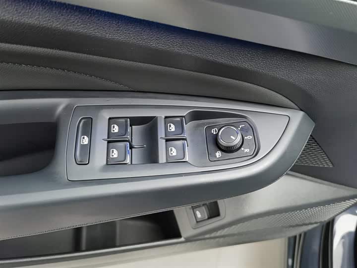 Volkswagen Passat Hybrid 2023 2023款 430PHEV 混动豪华版