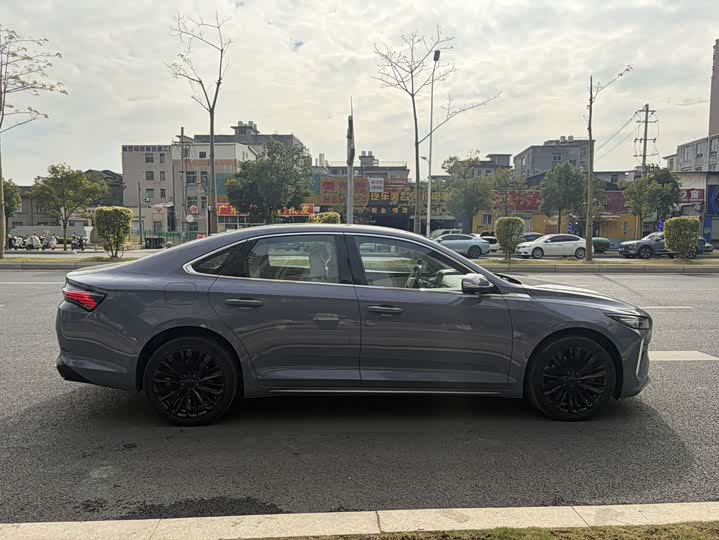 Geely Preface L 2024 2024款 油混 1.5TD 天宫版