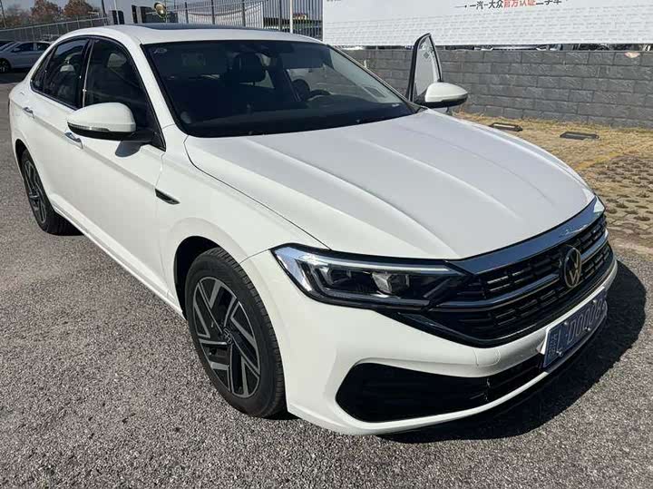 Volkswagen Sagitar L 2024 2024款 300TSI DSG超越版