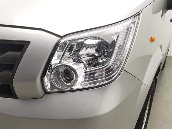 Foton Tuyano 2020 2020款 2.0T 多功能短轴中顶5/6座国VI4F20TC3