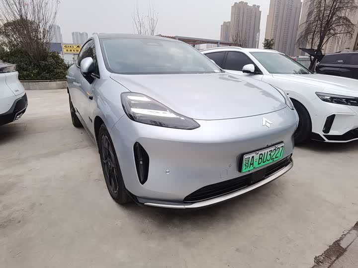 GAC Hyptec HT 2023 2023款 670 后驱特高压NDA版