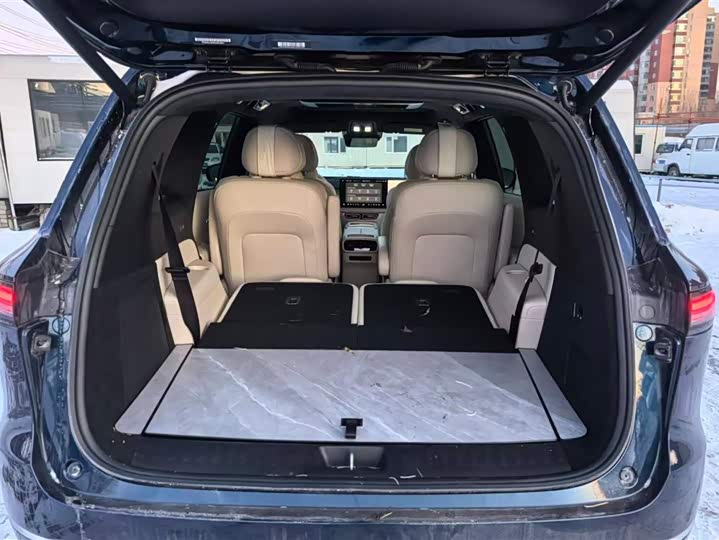 Changan Deepal S09 2025 2025款 四驱Ultra+ 高定版