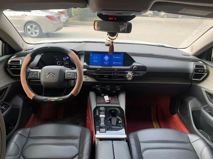 Citroen C5 X 2022 2022款 1.6T 享不凡 虎年开门红版