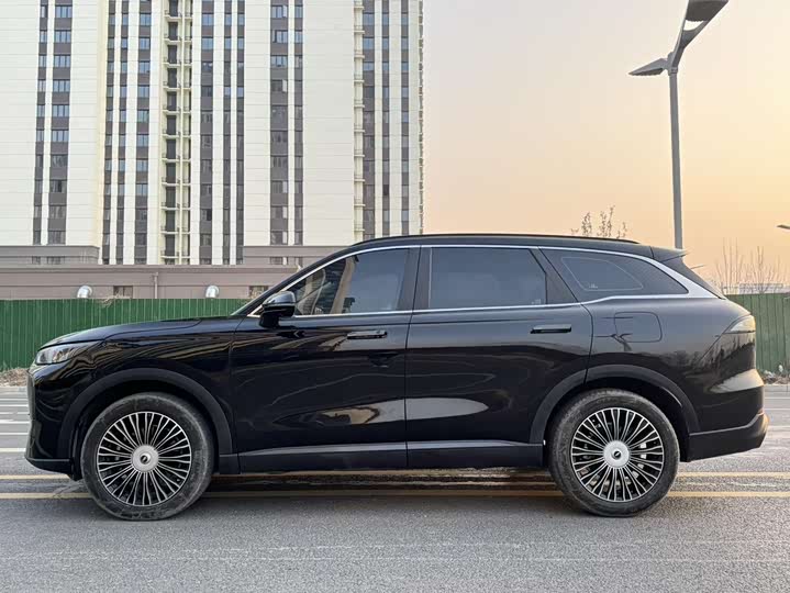 2025 Chery Fulwin T9