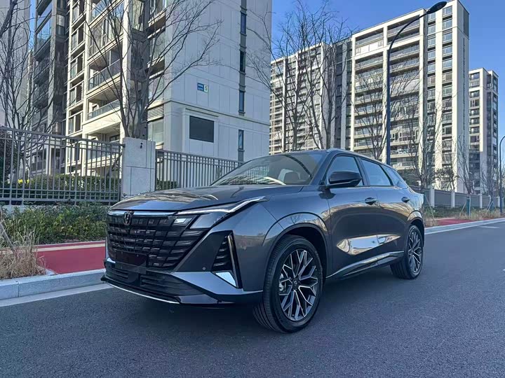 Changan UNI-Z Hybrid 2025 2025款 智慧新蓝鲸 125km 战舰版