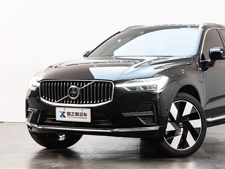 Volvo XC60 Hybrid 2025 2025款 插电式混动 长续航四驱智远豪华版