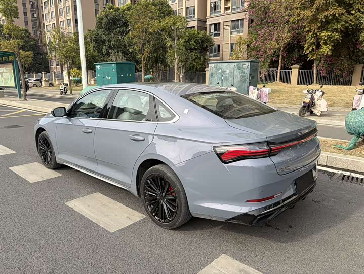 Geely Preface L 2024 2024款 油混 1.5TD 天宫版