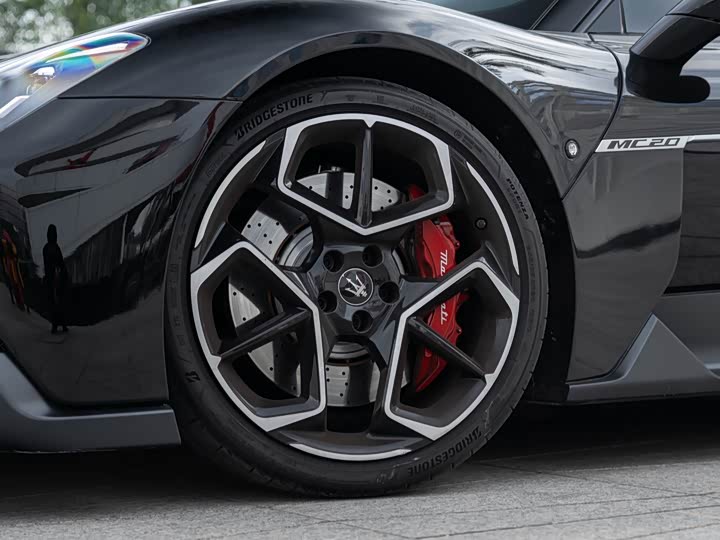Maserati MC20 2020 2020款 3.0T 标准版