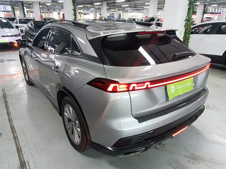 Bestune B70S 2022 2022款 1.5T 智潮统帅