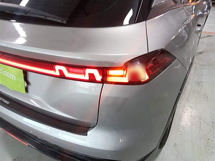 Bestune B70S 2022 2022款 1.5T 智潮统帅