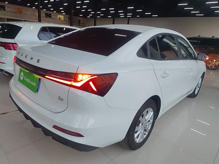 Roewe i5 2023 2023款 1.5L 手动舒享版