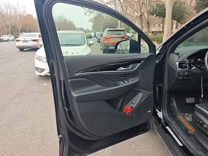 Buick Enclave 2022 2022款 652T 四驱尊享旗舰型 6座
