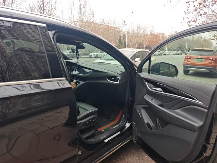 Buick Enclave 2022 2022款 652T 四驱尊享旗舰型 6座