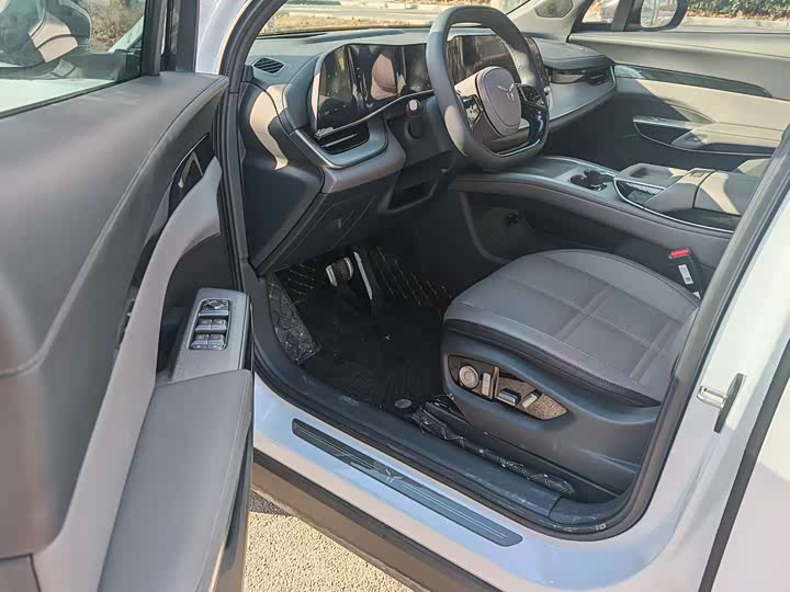 Hongqi EHS7 (Tiangong 08) 2025 2025款 605先锋版