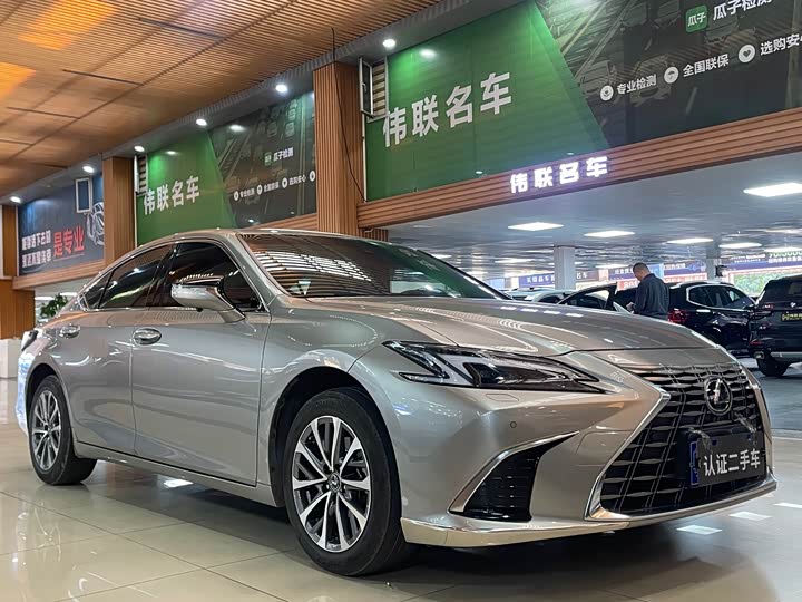 Lexus ES 2025 2025款 200 臻享版