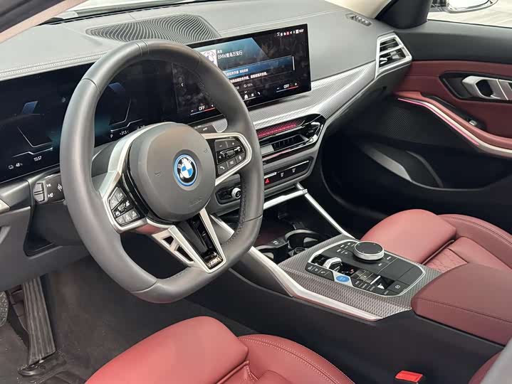 2025 BMW i3