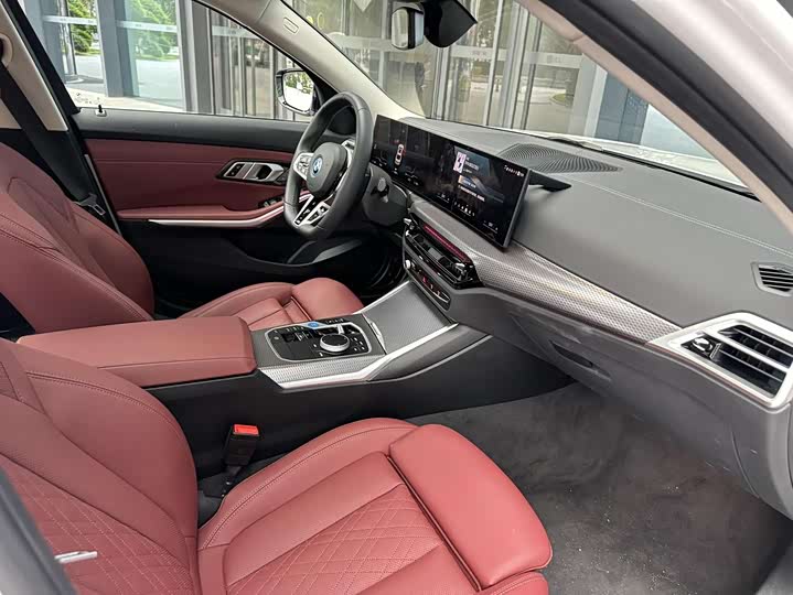 BMW i3 2025 2025款 eDrive 40 L 曜夜套装