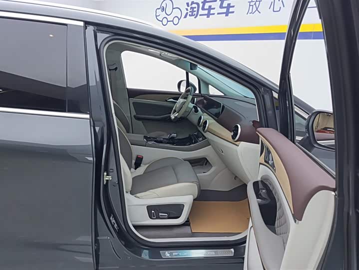 Dongfeng Forthing Yacht 2022 2022款 1.5T DCT揽月版