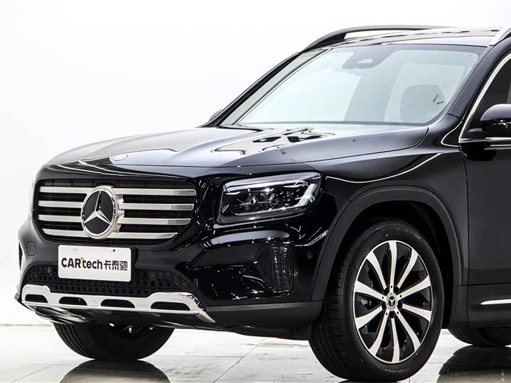 Mercedes-Benz GLB-Class 2025 2025款 GLB 220 时尚型