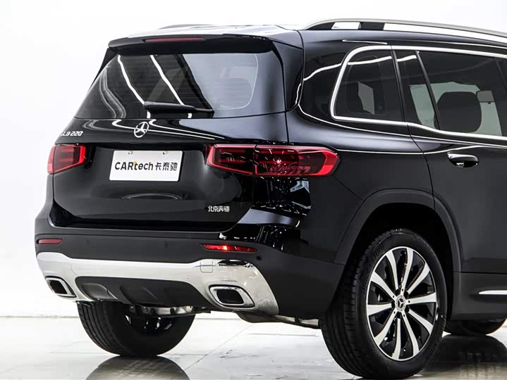 Mercedes-Benz GLB-Class 2025 2025款 GLB 220 时尚型