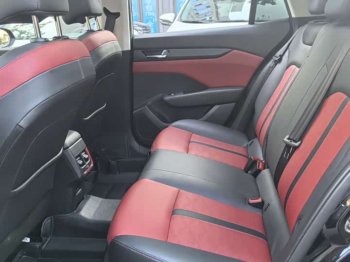 Dongfeng Aeolus Yixuan GS 2021 2021款 230T 自动追风版