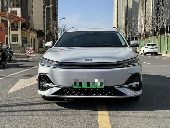 Geely Galaxy A7 2025 2025款 EM-i 150km 星舰版