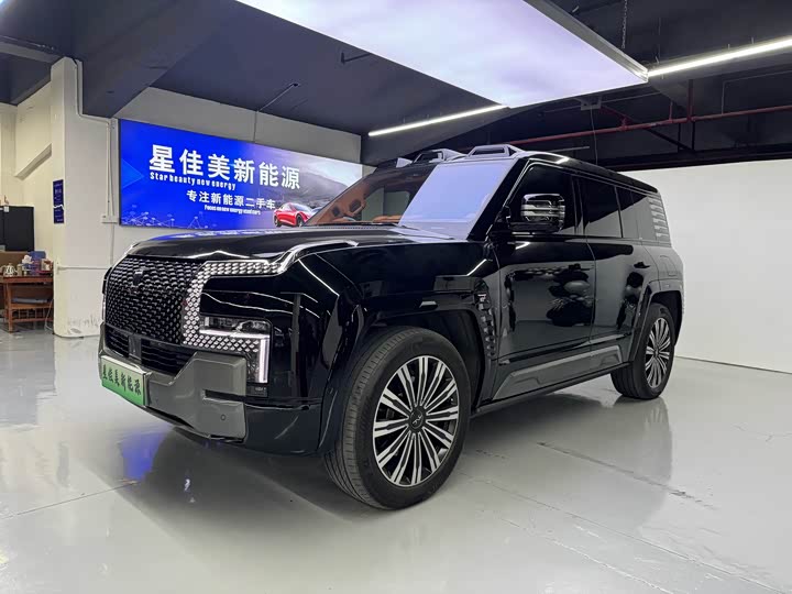 BYD Yangwang U8 2023 2023款 豪华版