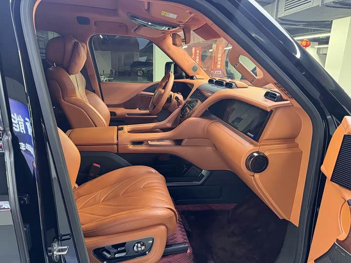 BYD Yangwang U8 2023 2023款 豪华版