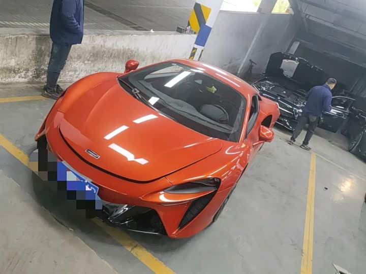 McLaren Artura 2023 2023款 3.0T Hybrid 标准型