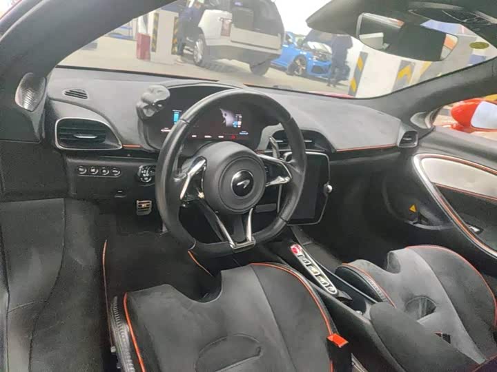 McLaren Artura 2023 2023款 3.0T Hybrid 标准型