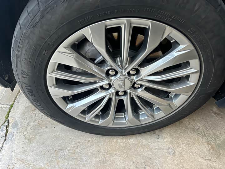 Cadillac XT4 2024 2024款 28T 两驱豪华型