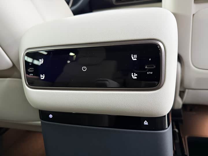 LiXiang Mega 2025 2025款 Home 家庭特别版