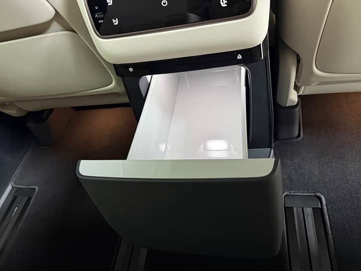 LiXiang Mega 2025 2025款 Home 家庭特别版