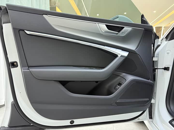 Audi A7 2025 2025款 45 TFSI 臻选型