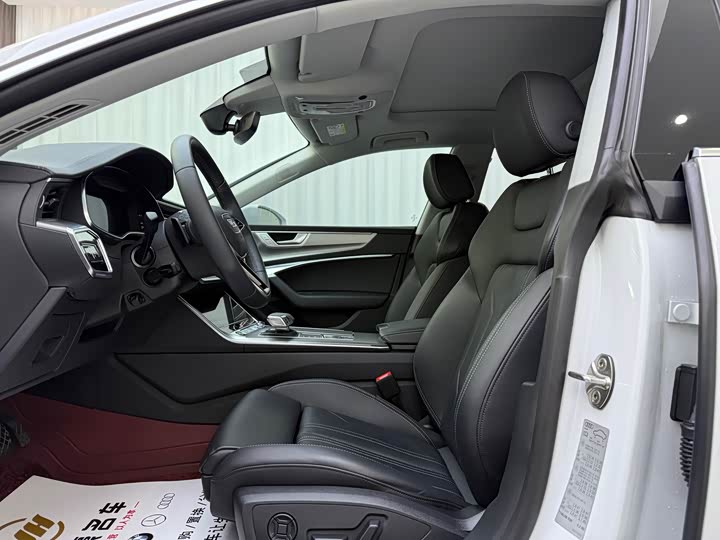 Audi A7 2025 2025款 45 TFSI 臻选型