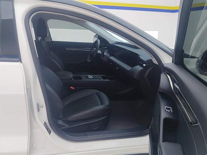 Ford Mondeo 2025 2025款 2.0T EcoBoost 豪华型