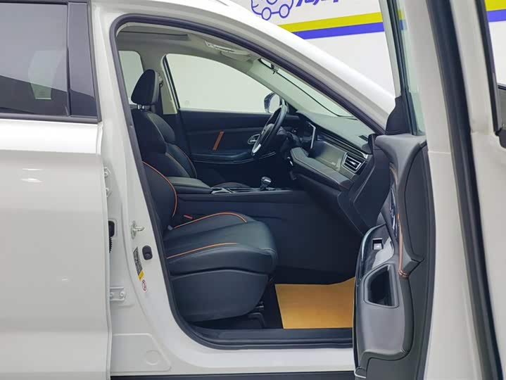 Changan Oshan X7 Plus 2022 2022款 1.5T 蓝鲸版自动尊贵型