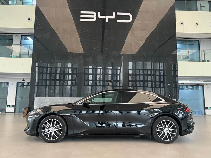 Denza Z9 2024 2024款 1100km 四驱Max版