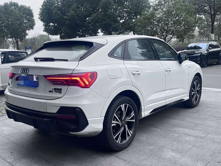 Audi Q3 Sportback 2023 2023款 改款 40 TFSI 时尚型