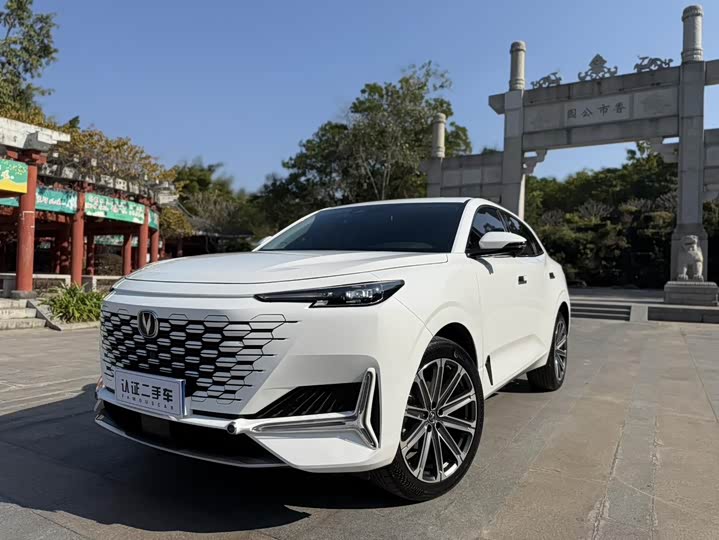 Changan UNI-K 2021 2021款 2.0T 尊贵型