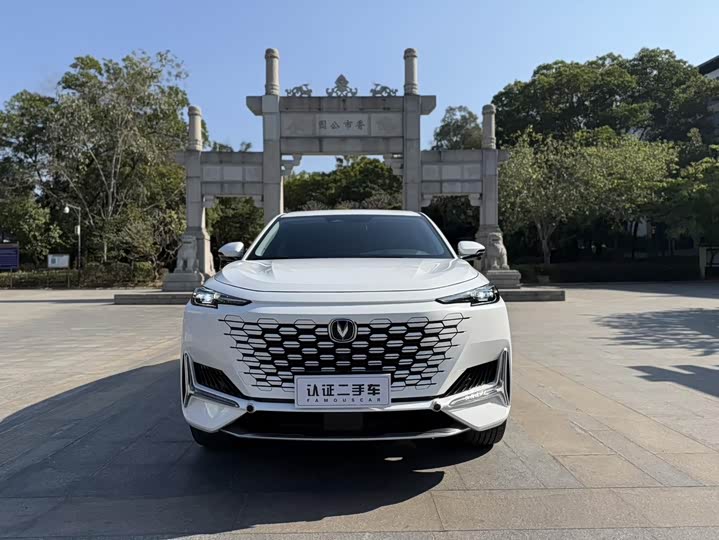 Changan UNI-K 2021 2021款 2.0T 尊贵型