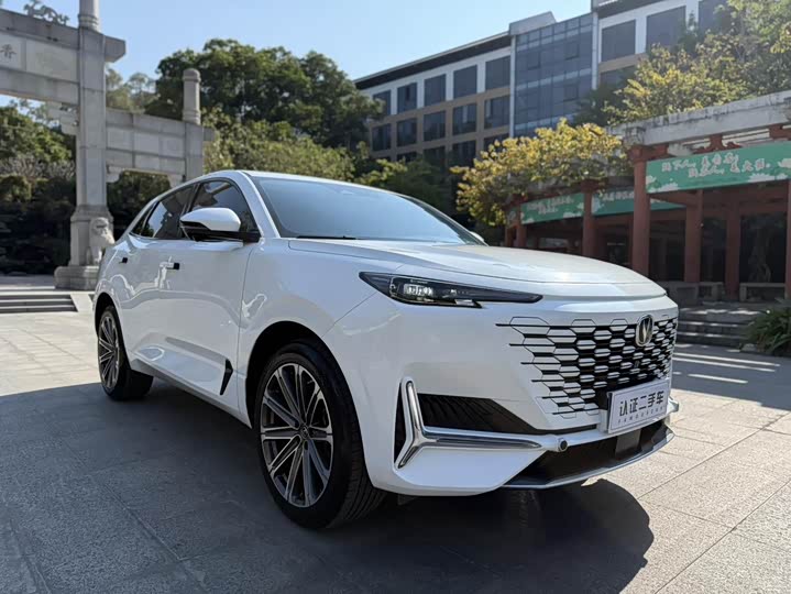 Changan UNI-K 2021 2021款 2.0T 尊贵型