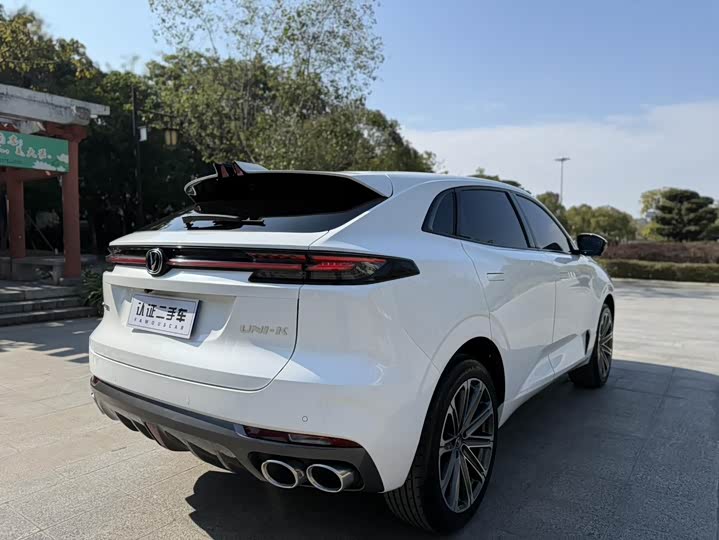 Changan UNI-K 2021 2021款 2.0T 尊贵型